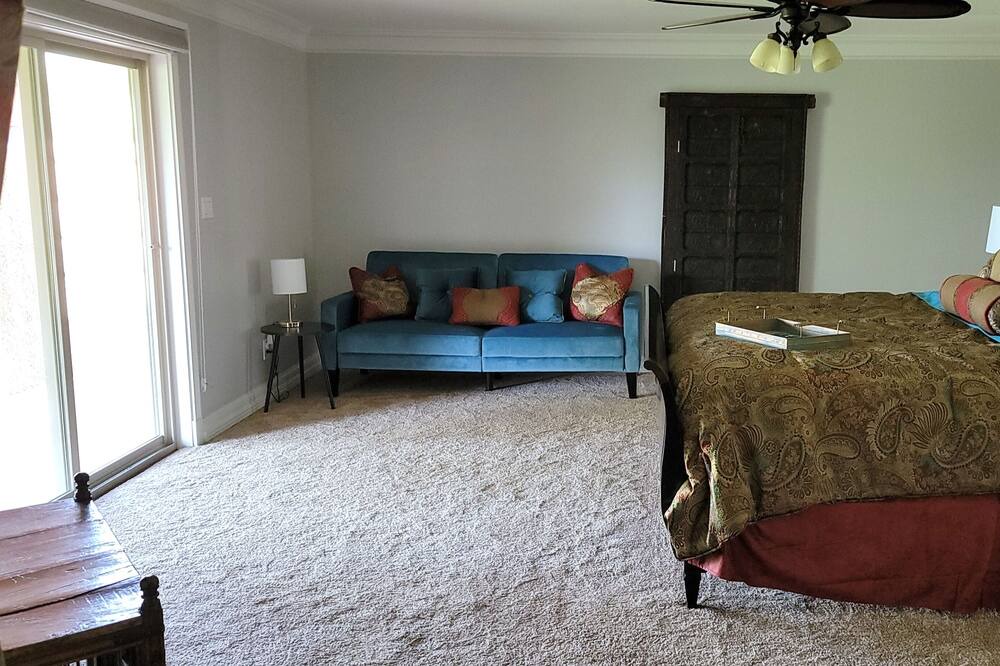 Photo of Bedroom in Pinnacle Peak