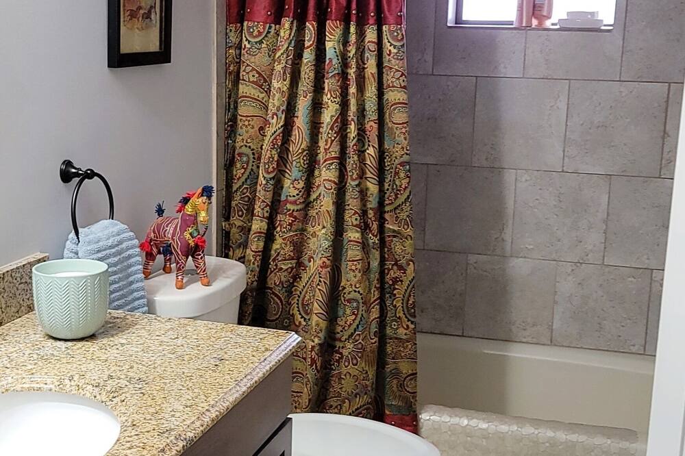 Photo of Bathroom in Pinnacle Peak
