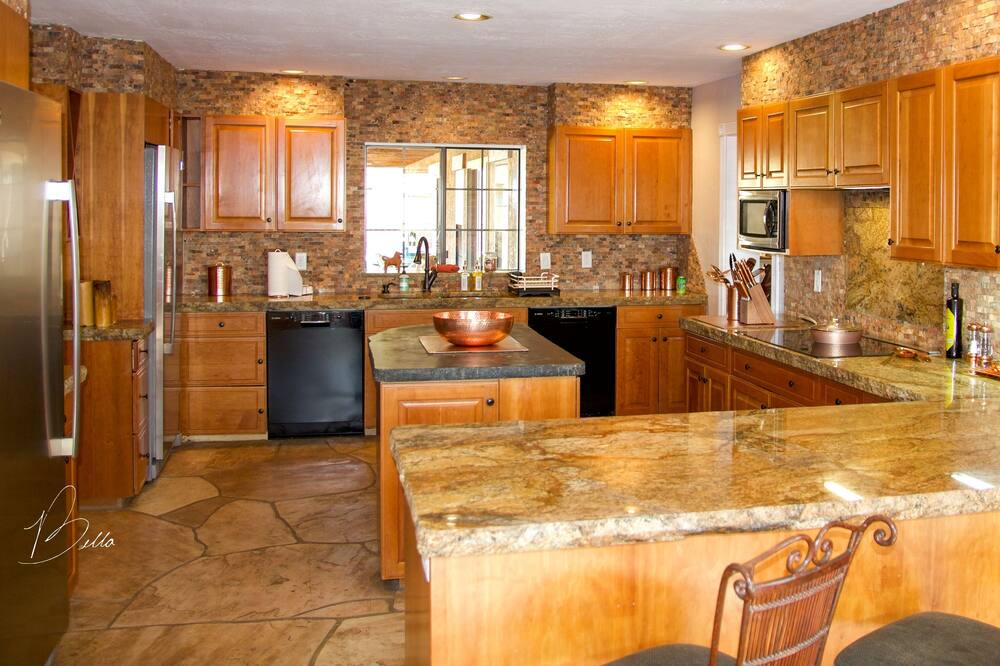 Photo of Kitchen in Pinnacle Peak