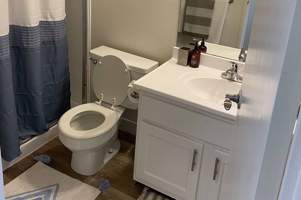 Photo of Bathroom in Haisley