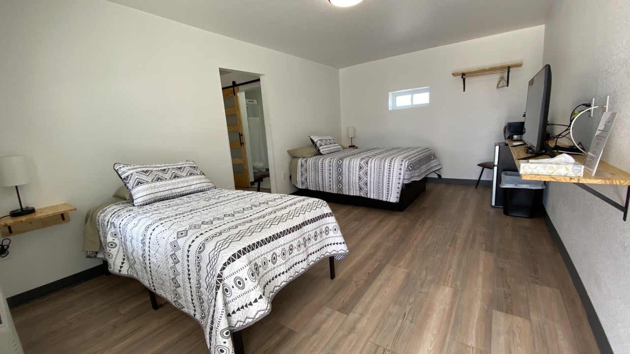 Photo of Others in Saratoga