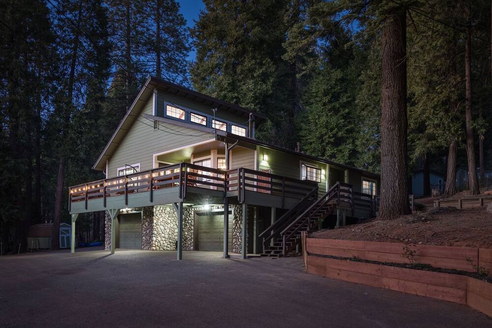 Photo of Outdoor in Apple Hill