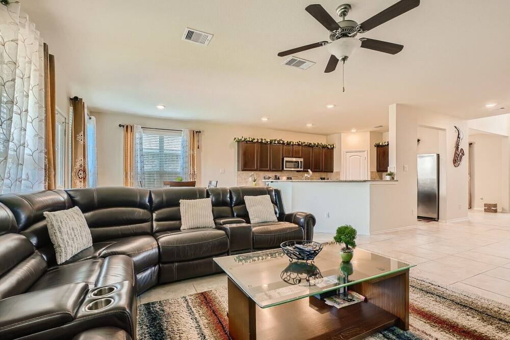Photo of Bedroom in La Marque