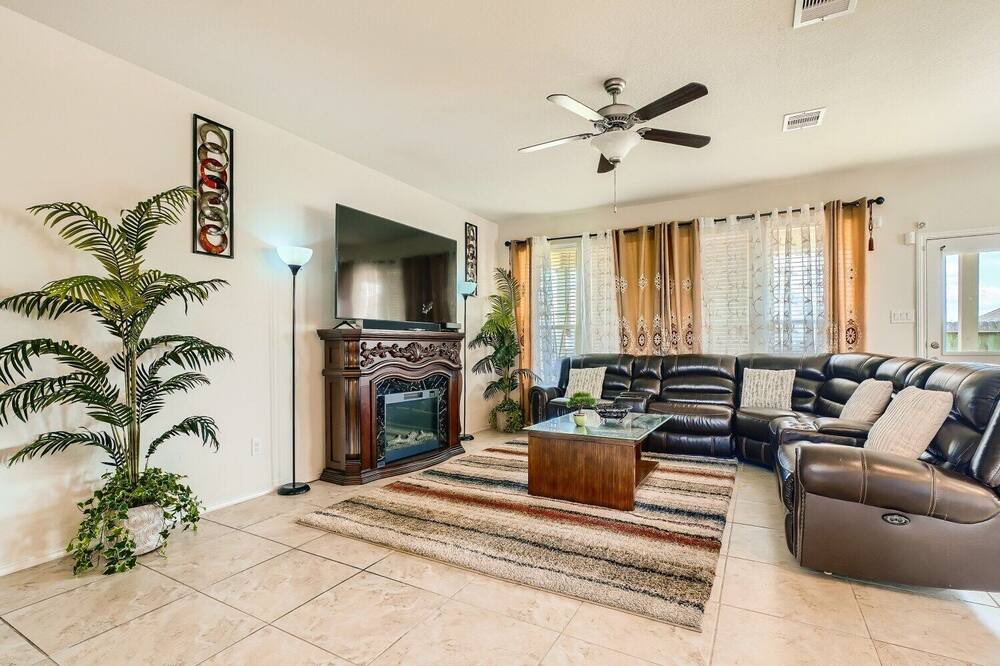 Photo of Bedroom in La Marque