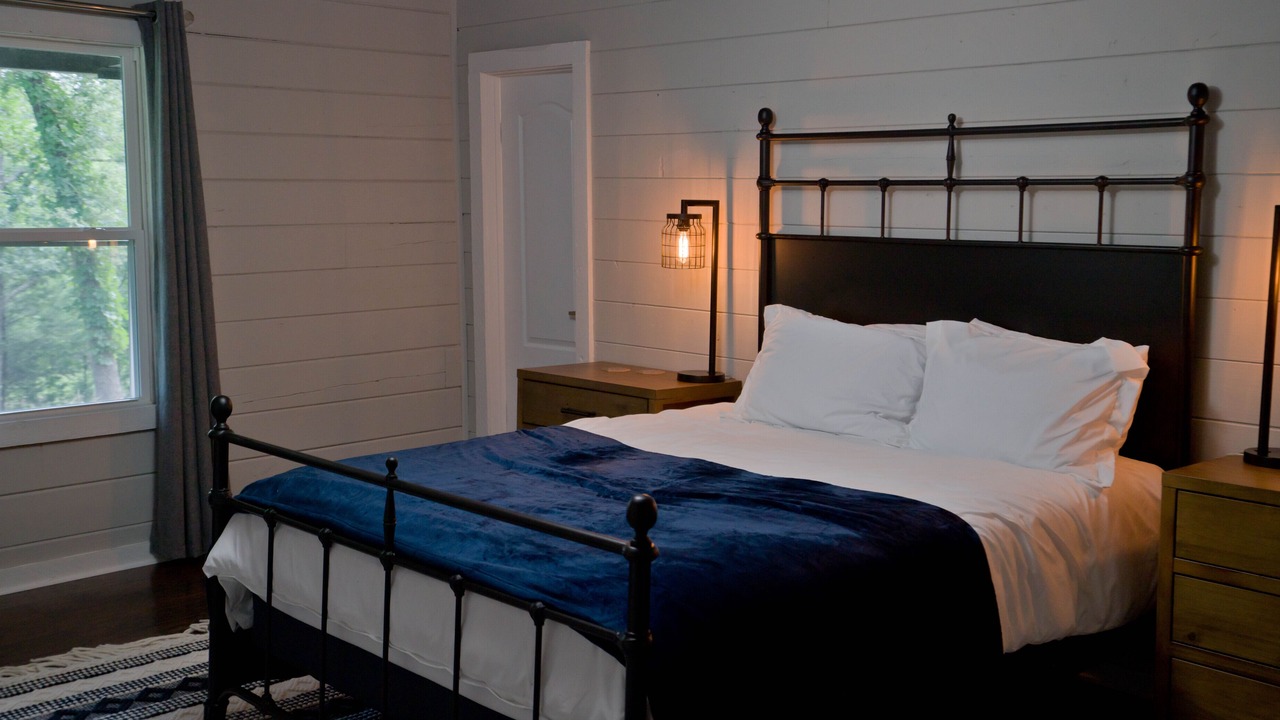 Photo of Bedroom in Streetman