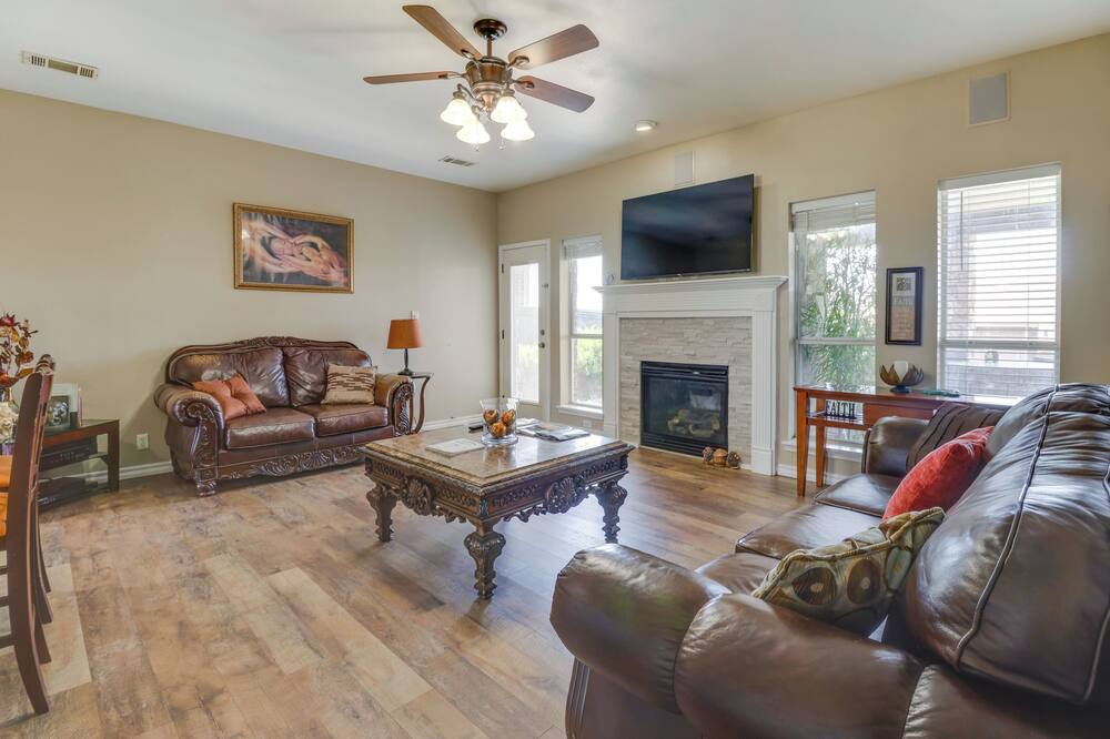 Photo of Bedroom in Broken Arrow