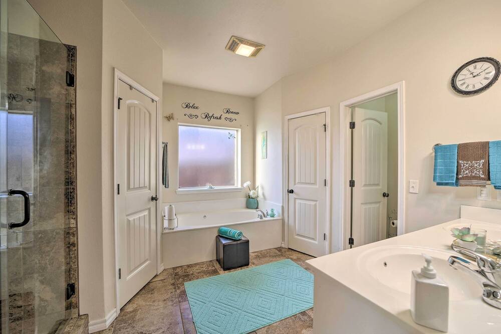 Photo of Bathroom in Broken Arrow