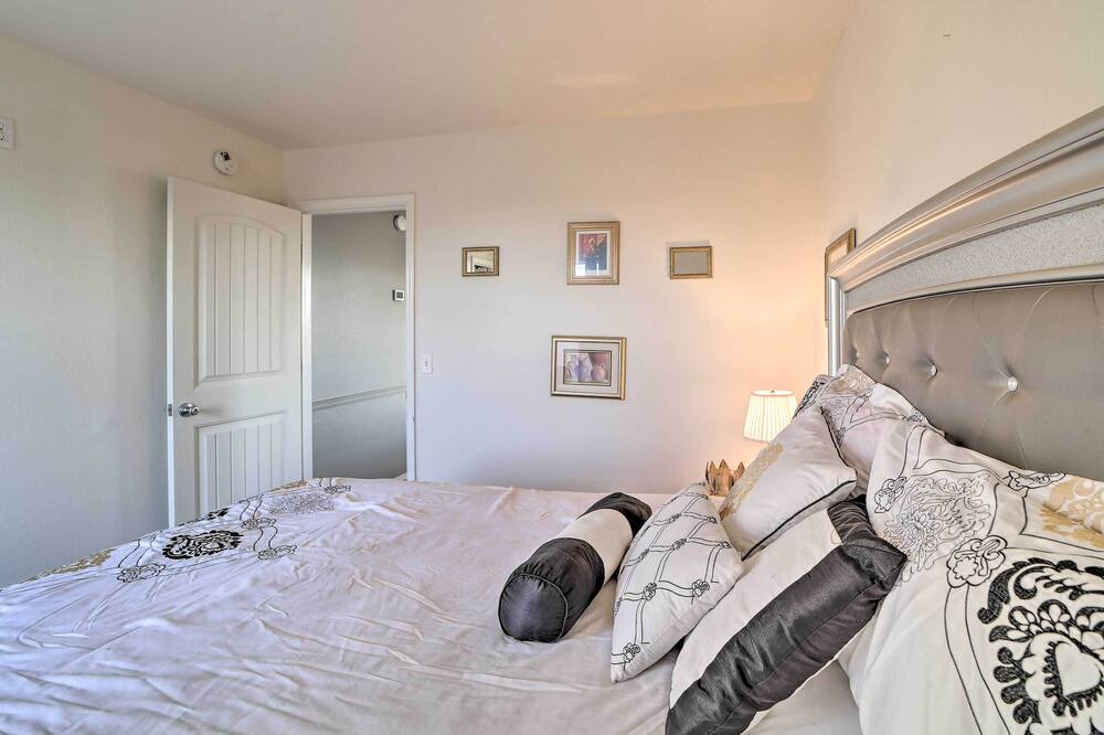 Photo of Bedroom in Broken Arrow