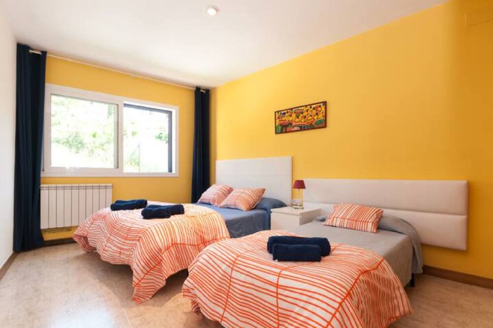 Photo of Bedroom in Torredembarra