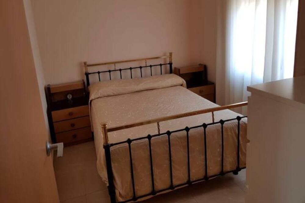 Photo of Bedroom in Torredembarra