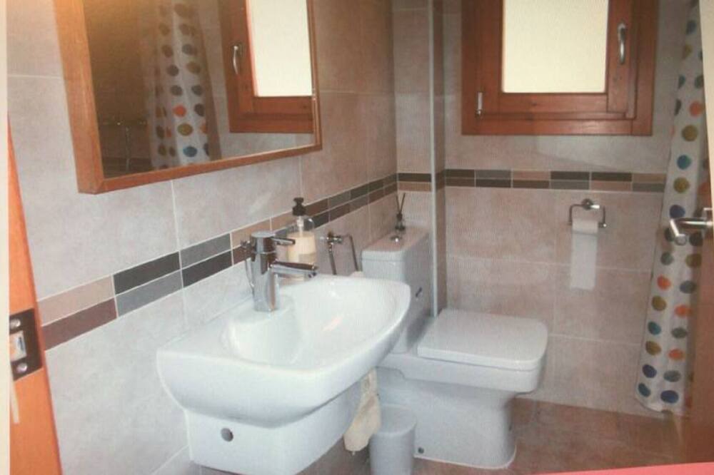Photo of Bathroom in Torredembarra