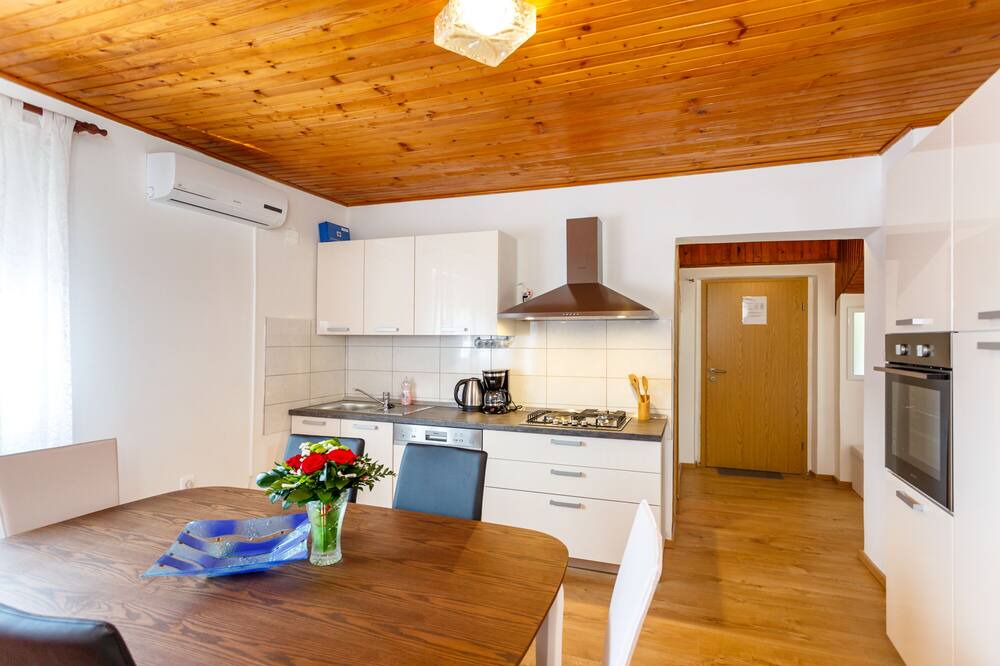Photo of Kitchen in Draga Bascanska