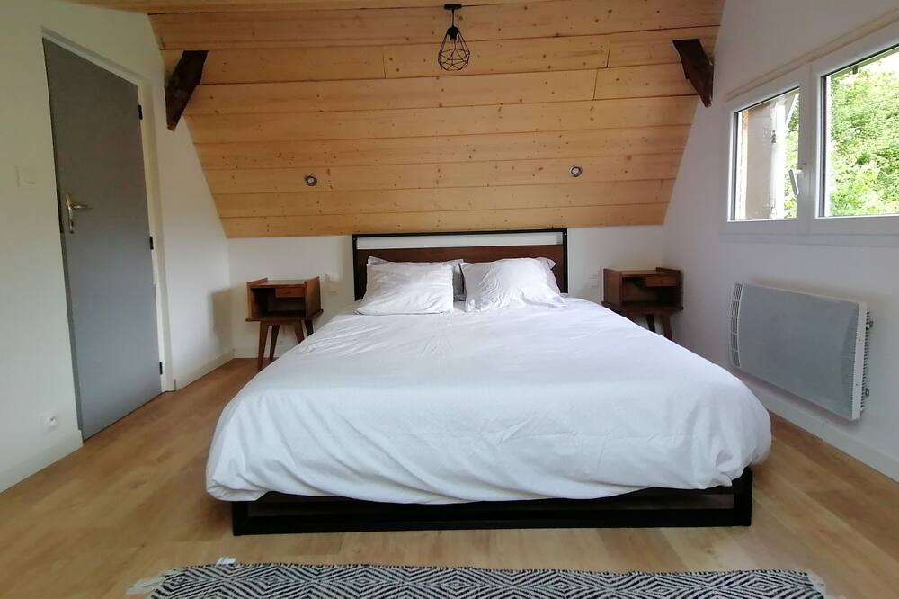 Photo of Bedroom in Beost