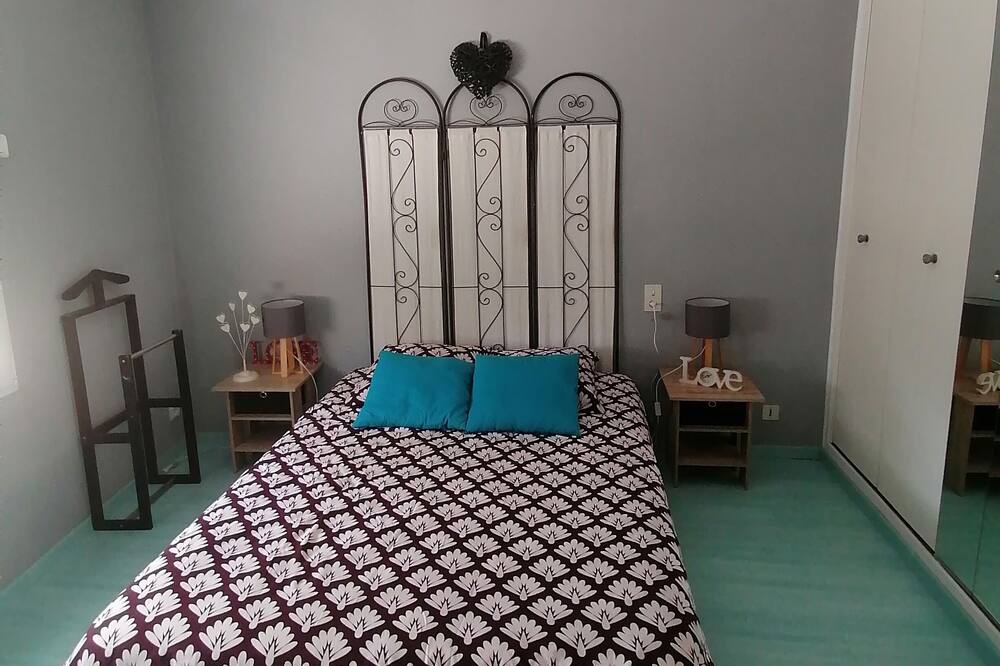 Photo of Bedroom in Avrille