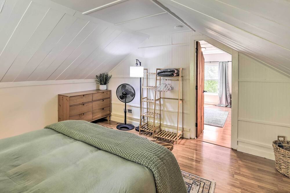 Photo of Bedroom in North Fork