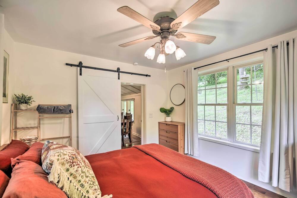 Photo of Bedroom in North Fork