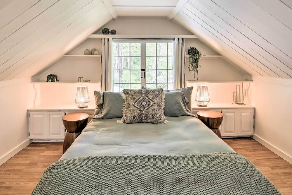 Photo of Bedroom in North Fork