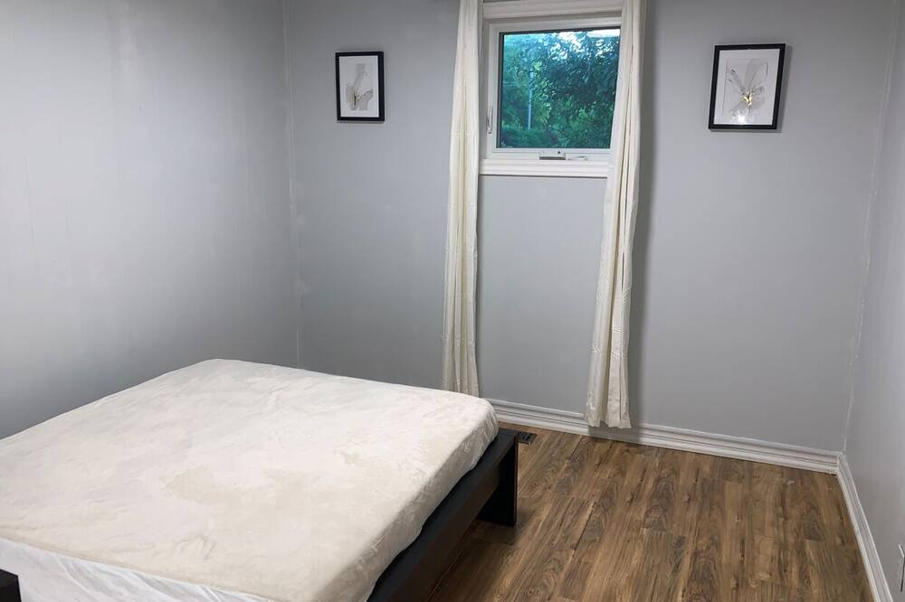Photo of Bedroom in Fort Erie