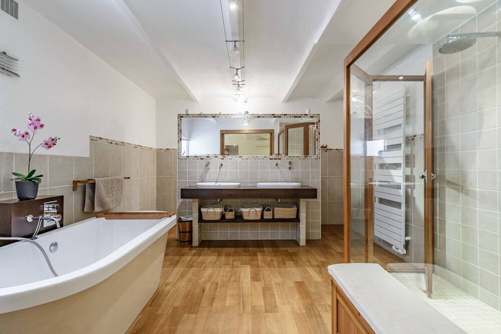 Photo of Bathroom in Carnot