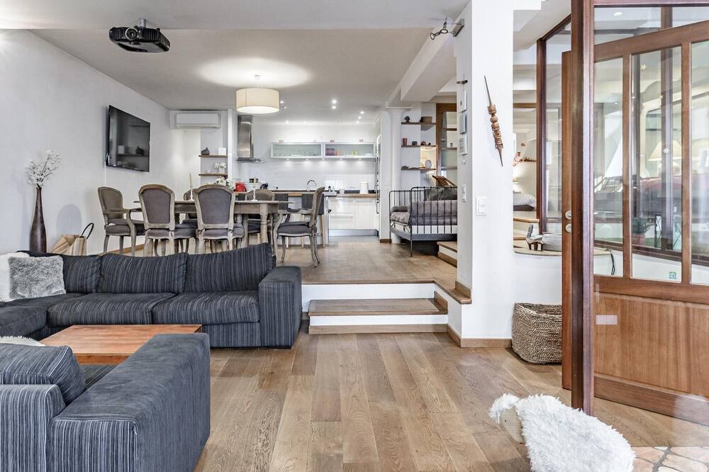 Photo of Livingroom in Carnot