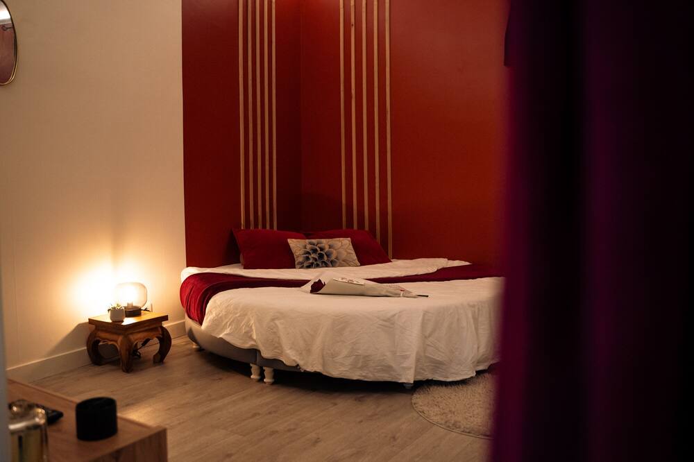 Photo of Bedroom in Decre-Cathedrale