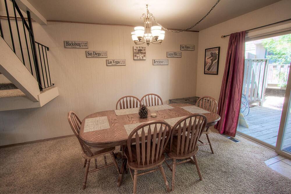 Photo of Livingroom in Dollar Point