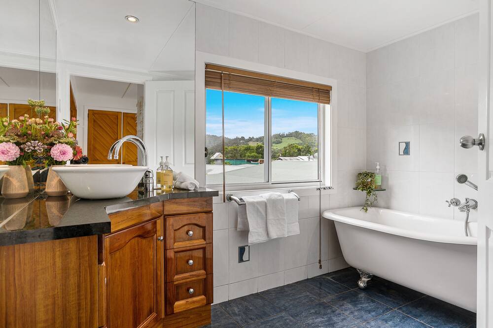 Photo of Bathroom in Burringbar