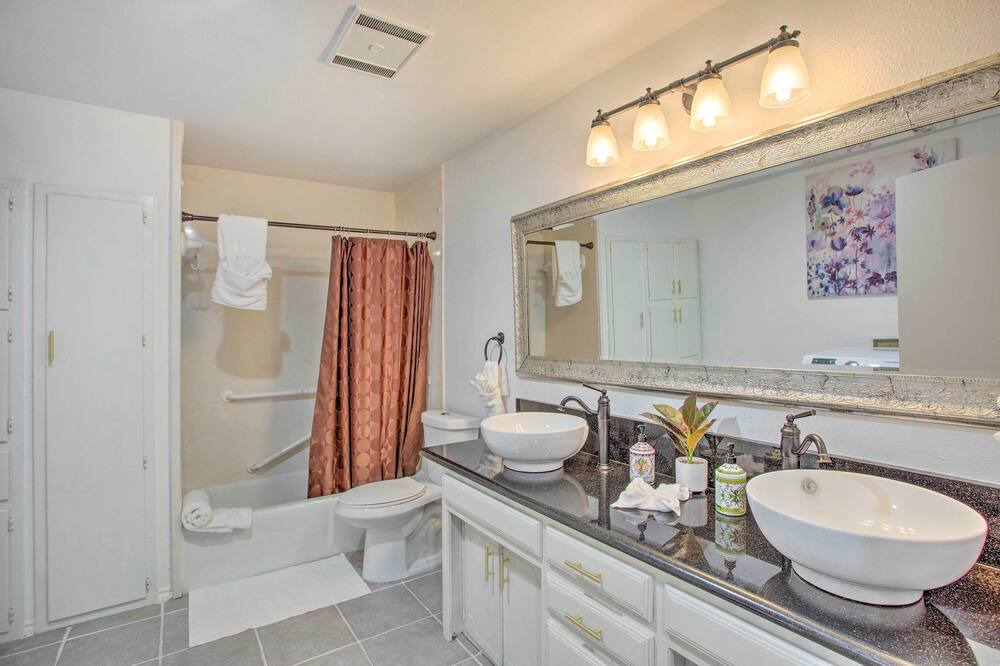 Photo of Bathroom in Denton County