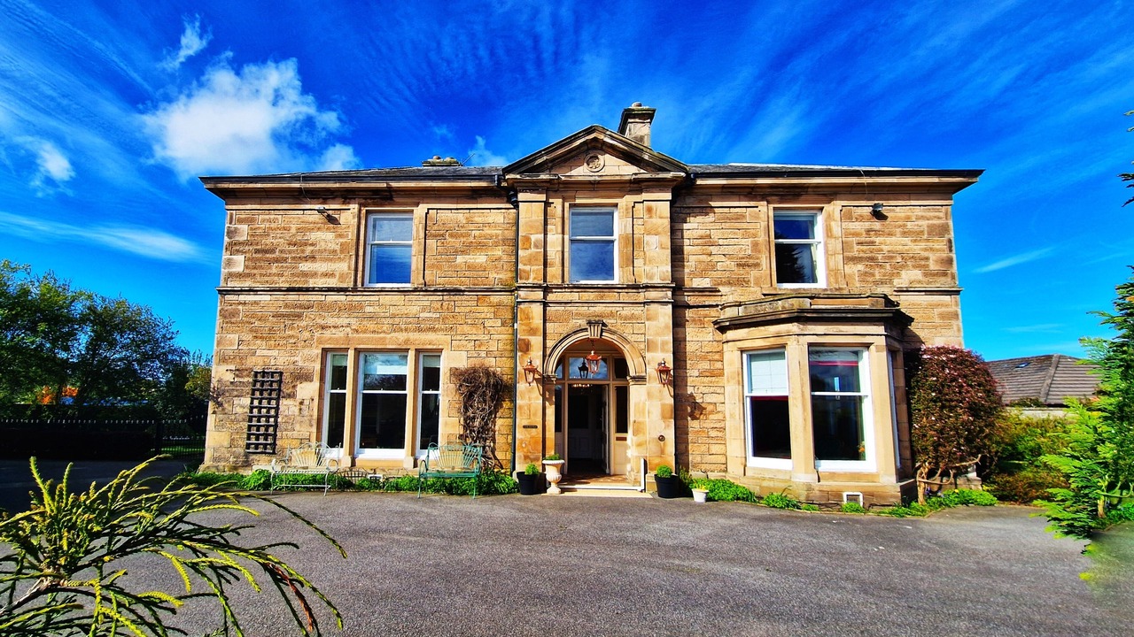 Photo of Outdoor in Elgin