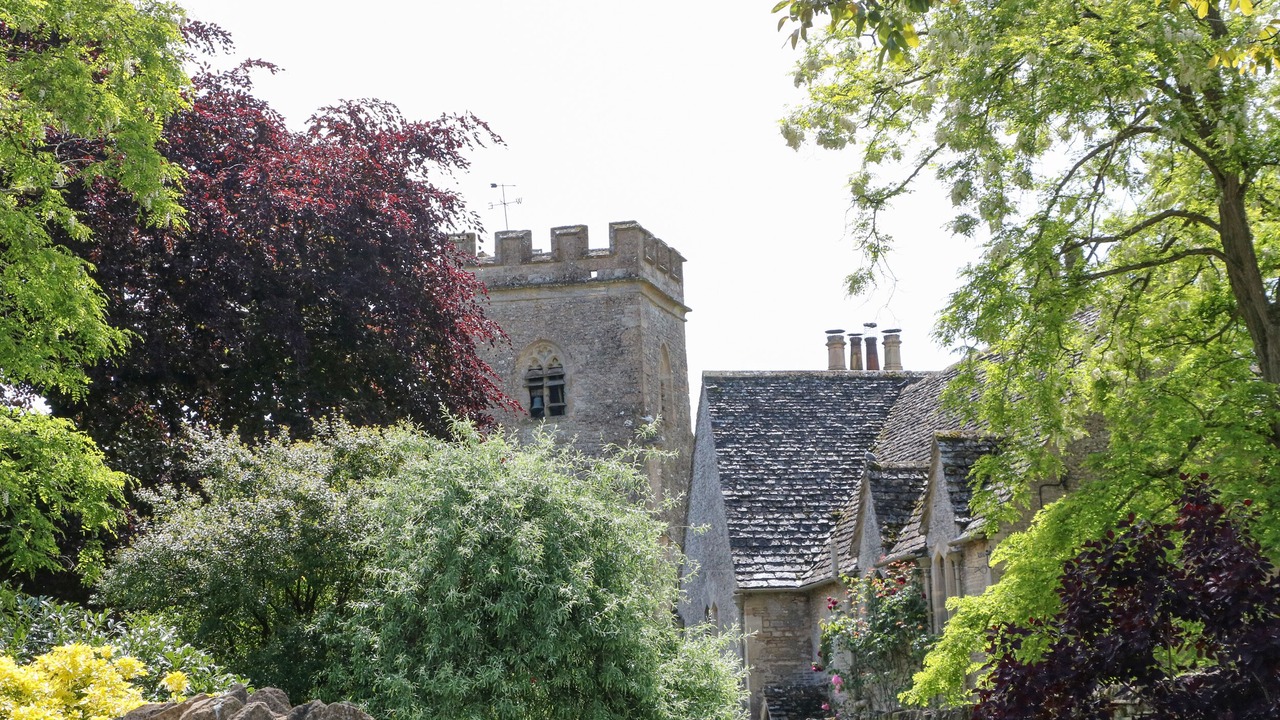 Photo of Others in Burford