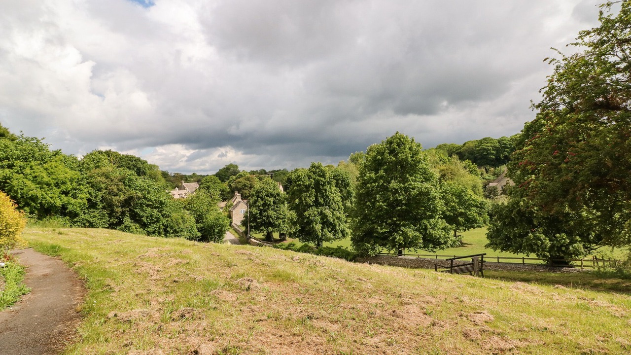 Photo of Others in Burford