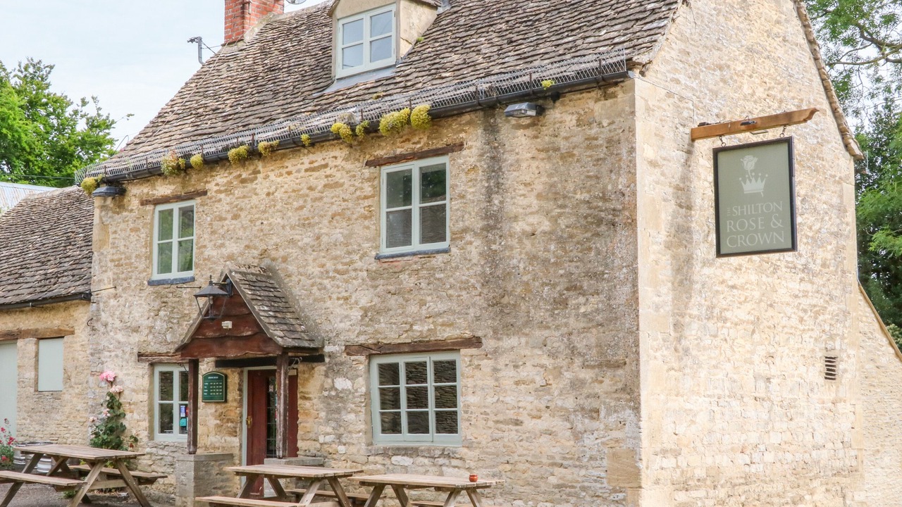 Photo of Others in Burford