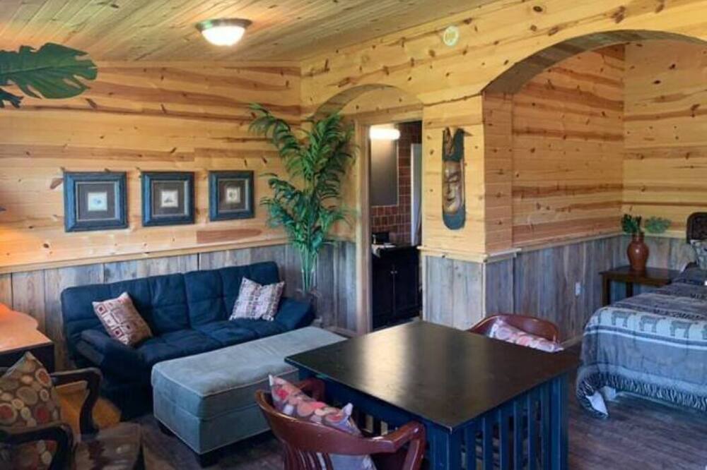 Photo of Livingroom in Steelville