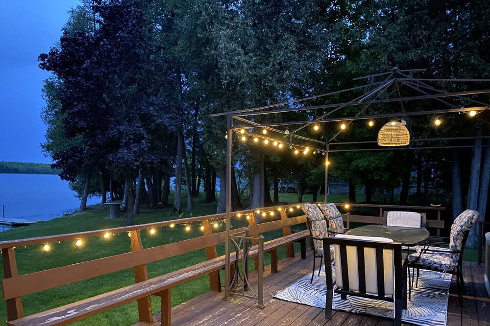 Photo of Patio Balcony in North Algona Wilberforce