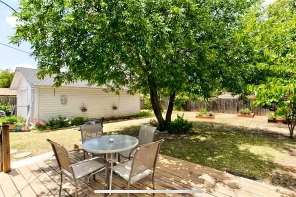Photo of Outdoor in Sayles Blvd. Area