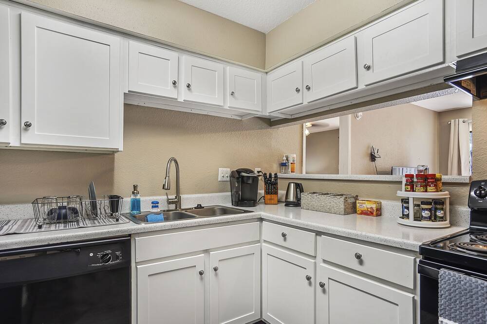 Photo of Kitchen in East Riverside - Oltorf