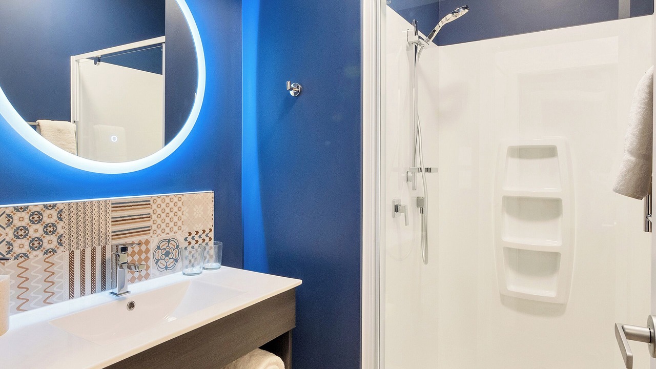 Photo of Others in Avondale