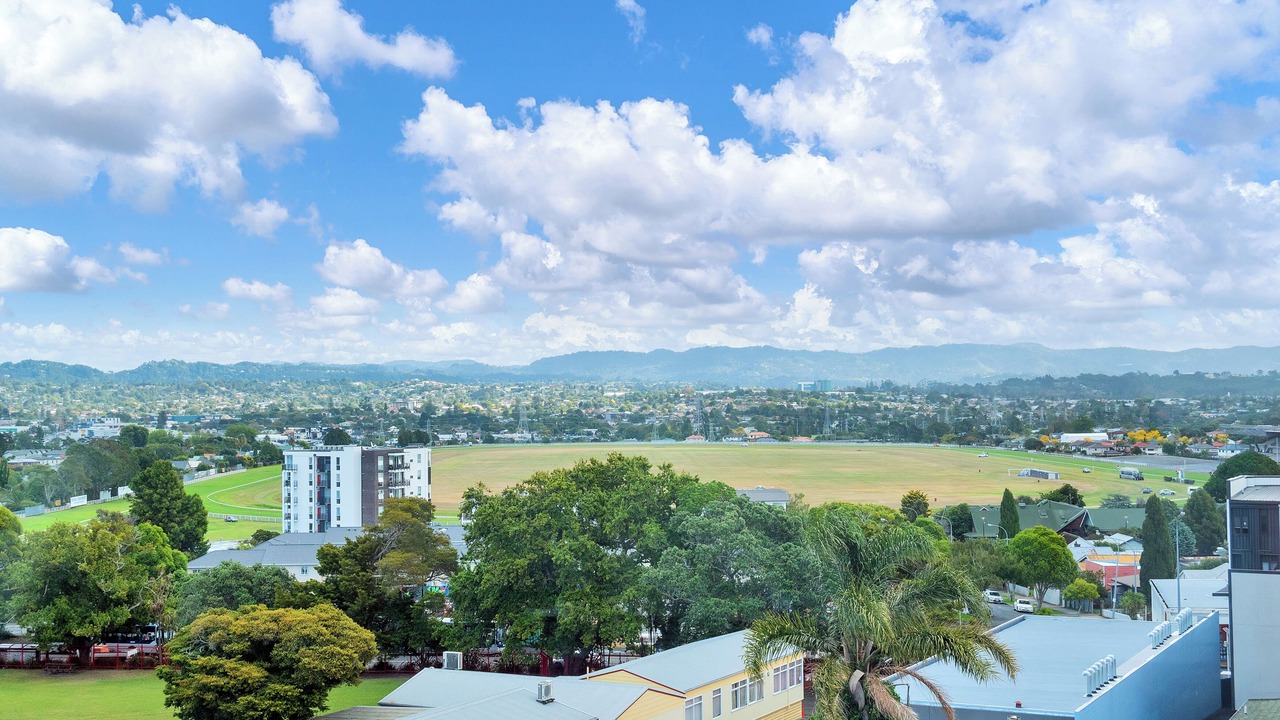 Photo of Outdoor in Avondale