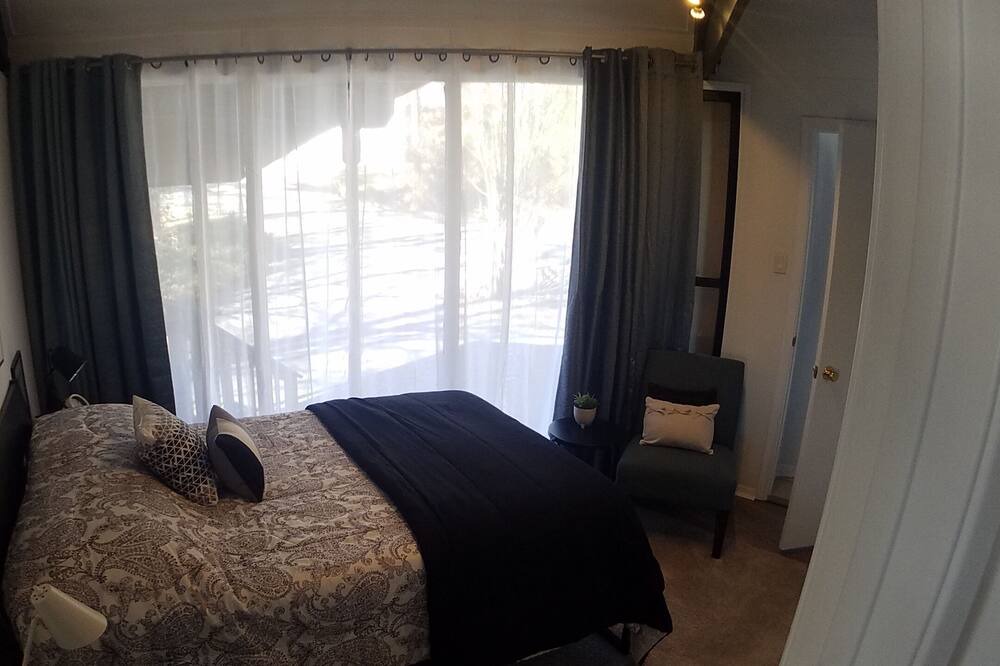 Photo of Bedroom in Jones Mills