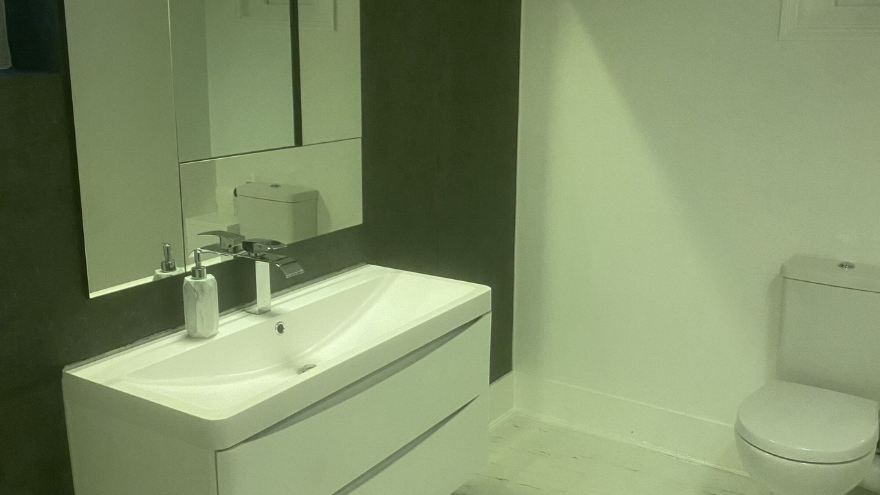 Photo of Bathroom in Ascot