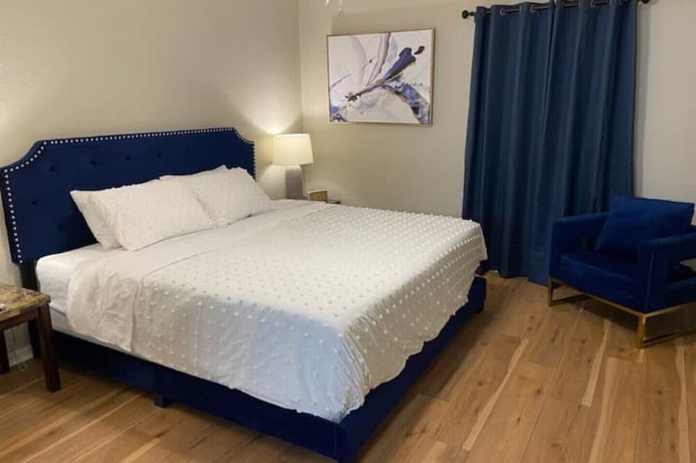 Photo of Bedroom in Silver Creek