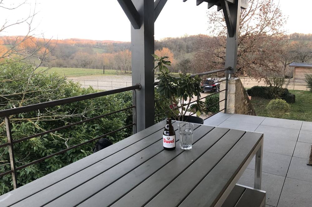 Photo of Patio Balcony in Sainte-Croix