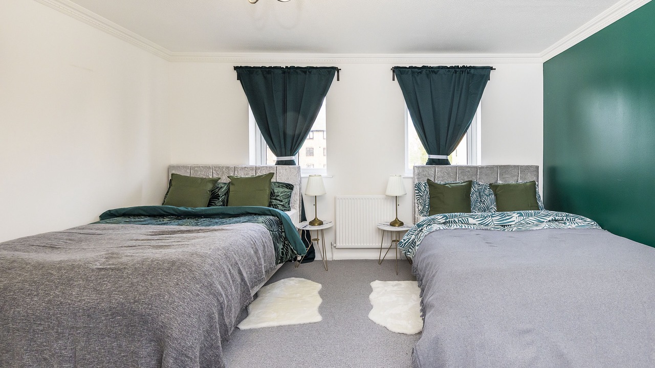 Photo of Bedroom in Island Gardens