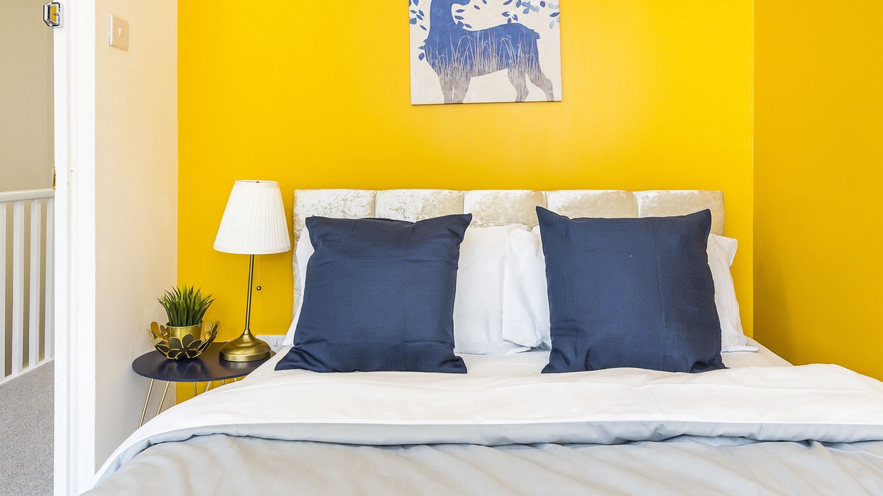 Photo of Bedroom in Island Gardens