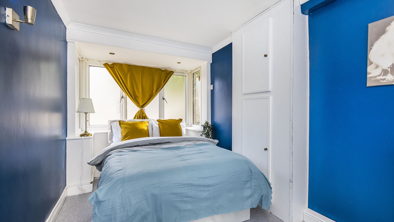 Photo of Bedroom in Island Gardens