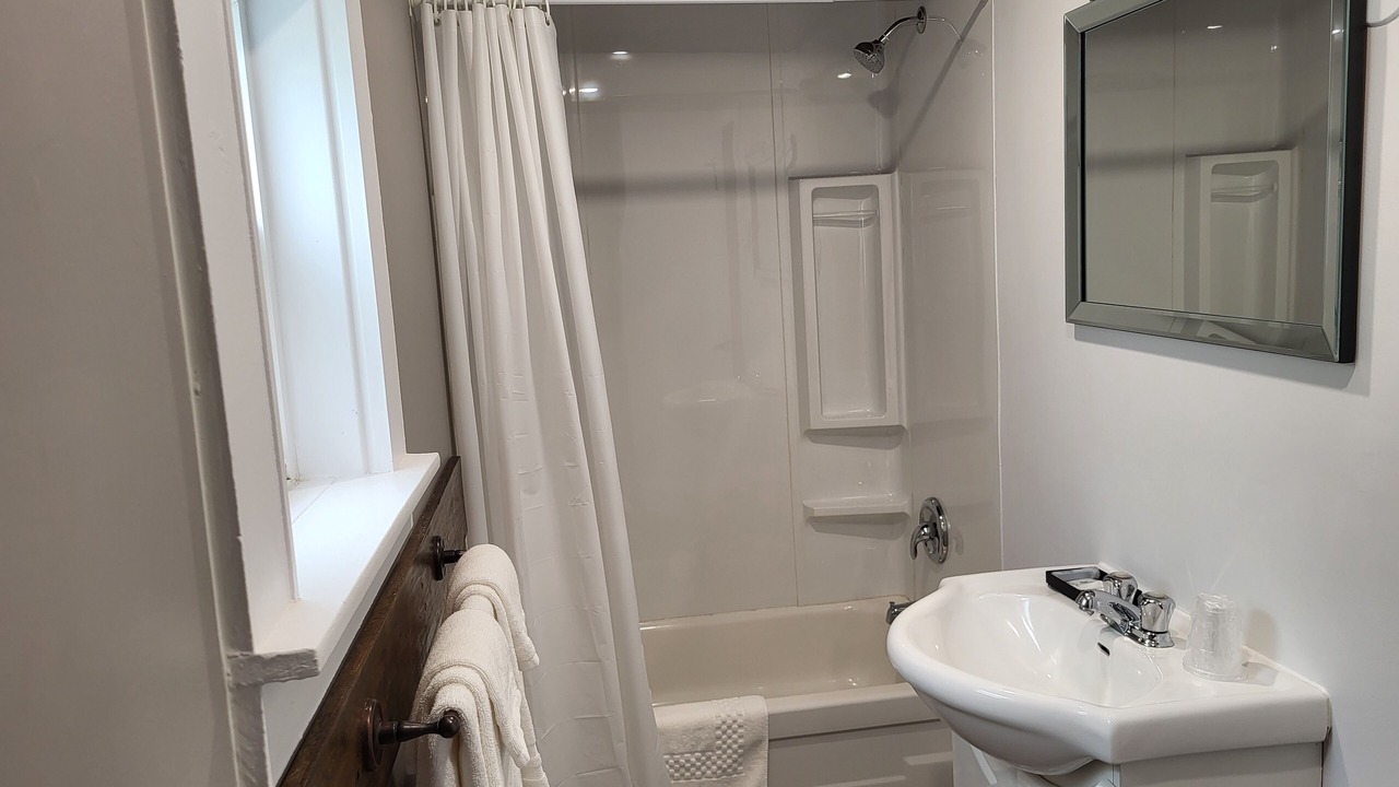 Photo of Bathroom in Saint David