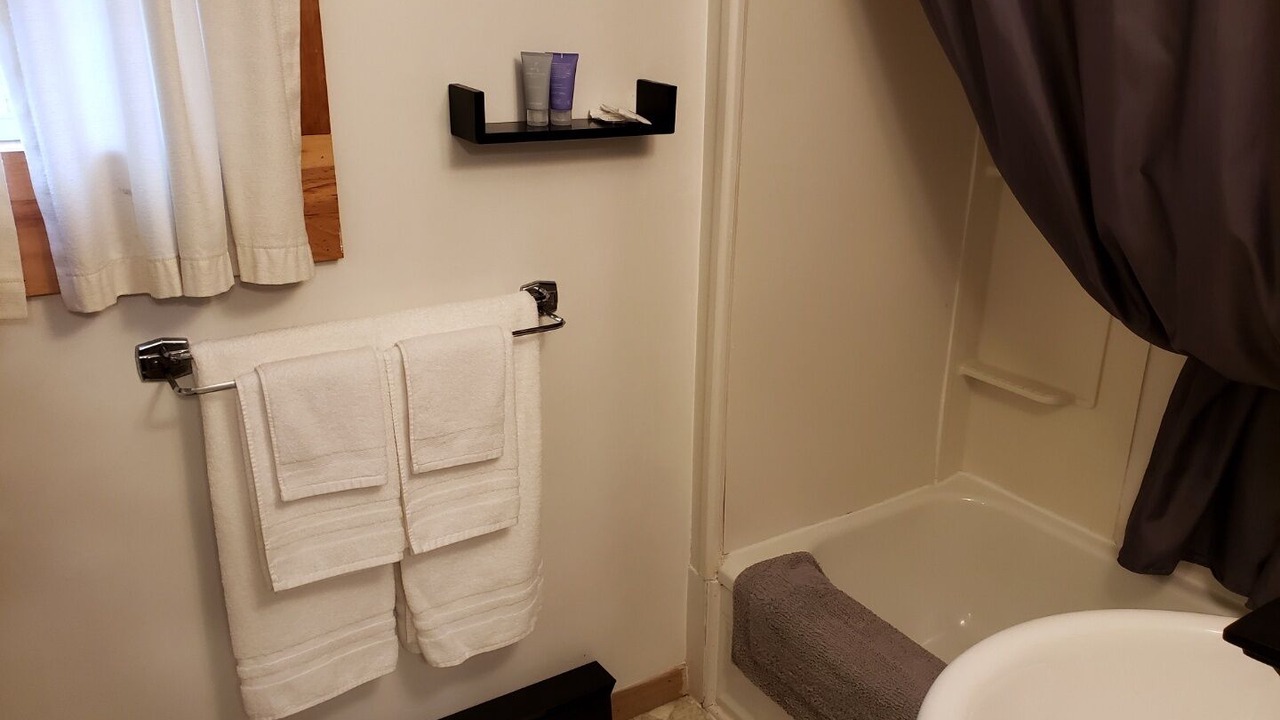 Photo of Bathroom in Saint David