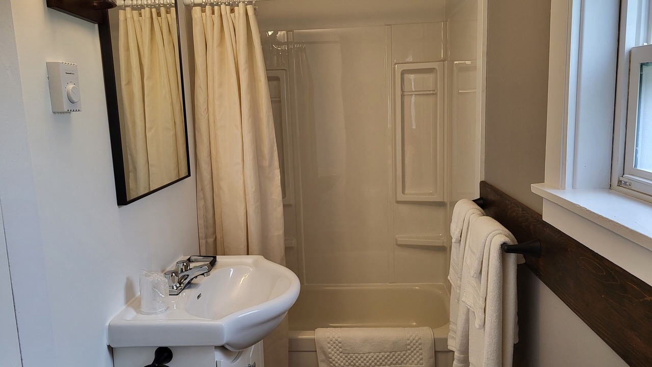 Photo of Bathroom in Saint David