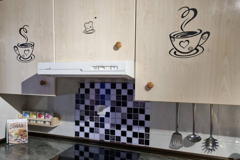 Photo of Kitchen in Pradoluengo