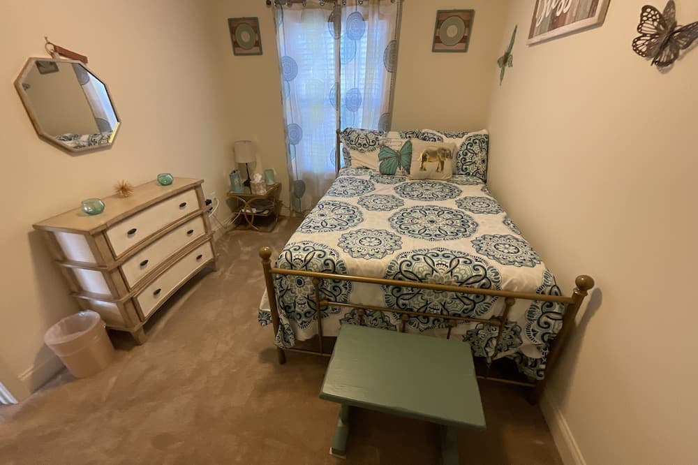 Photo of Bedroom in Mechanicsburg
